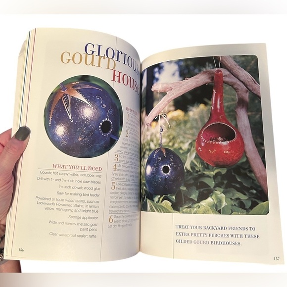 Better Homes and Gardens Puttin’ On The Paint Book - Picture 3 of 6